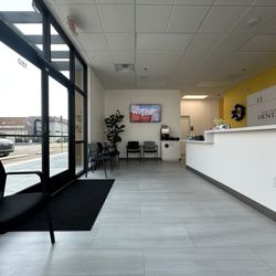 Desert Ridge Dental - Waiting area