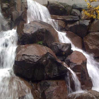 Waterfall Garden - Parks Near Me - Seattle, Washington Waterfall Garden - Parks Near Me - Seattle, Washington