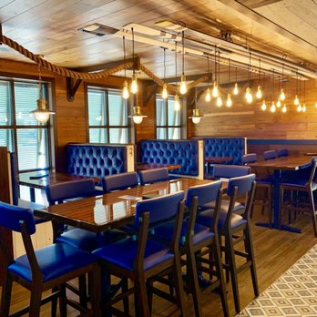 Capt. Anderson's Restaurant - Seafood Near Me - Panama City Beach, Florida