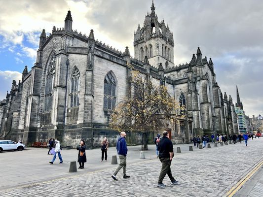Royal Mile by null