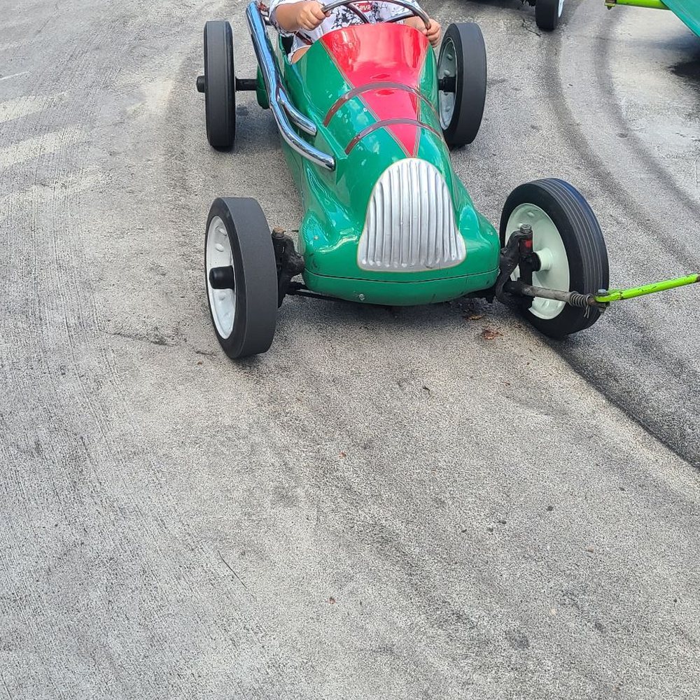 Santa's Village - Race cars ride - Zoos Near Me - East Dundee, Illinois Santa's Village - Race cars ride - Zoos Near Me - East Dundee, Illinois