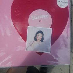 Laufey limited release vinyl