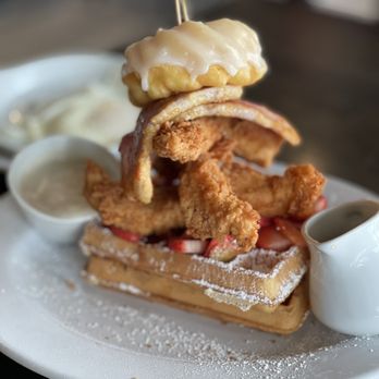 Maple Bacon Restaurant - Texas Chicken & Bacon Waffle - American Near Me - Plano, Texas Maple Bacon Restaurant - Texas Chicken & Bacon Waffle - American Near Me - Plano, Texas