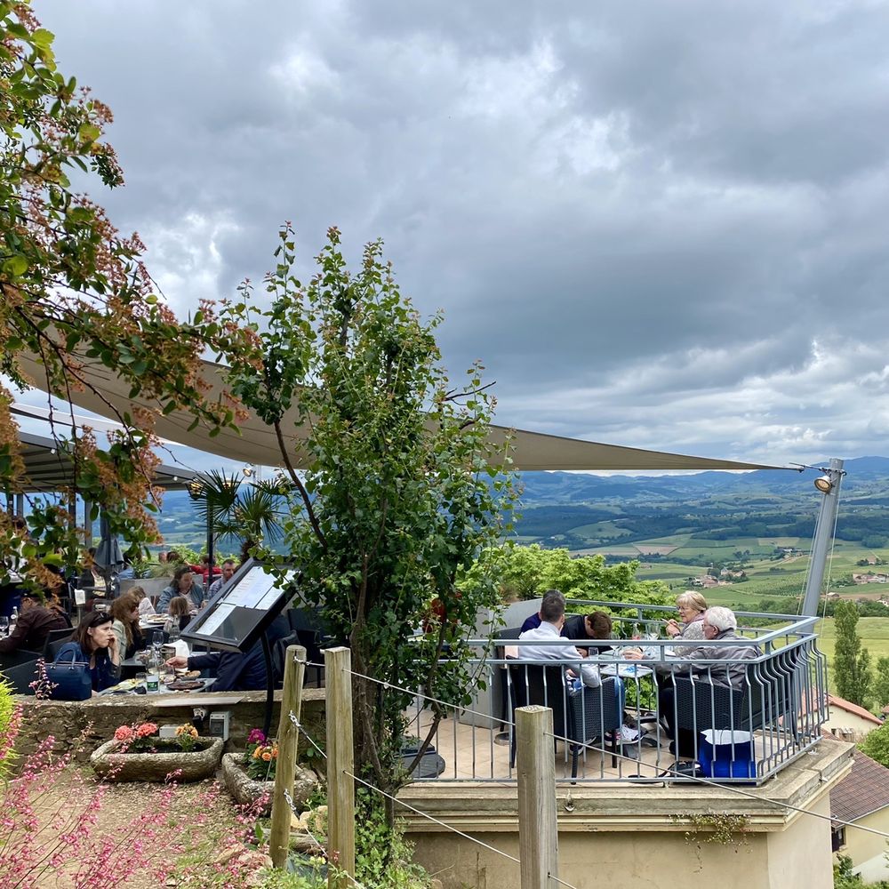 La Table du Donjon - Outdoor seating with a view - French Near Me - Oingt, 69 La Table du Donjon - Outdoor seating with a view - French Near Me - Oingt, 69