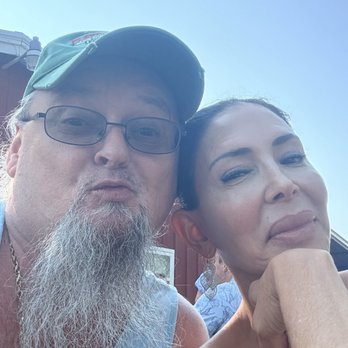 Tontitown Winery - Brother Paige trying to pucker up like me - Music Venues Near Me - Springdale, Arkansas Tontitown Winery - Brother Paige trying to pucker up like me - Music Venues Near Me - Springdale, Arkansas
