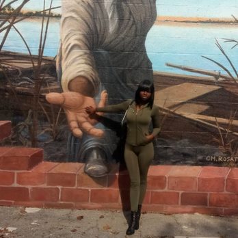 Harriet Tubman Organization - Harriet Tubman learning center mural - Museums Near Me - Cambridge, Maryland