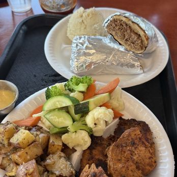 All American BBQ - - Pulled Pull Pork Sandwich - Chicken Breast veggies, Roasted Potatoes - Barbeque Near Me - West Hills, California