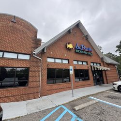 La Parrilla Mexican Grill