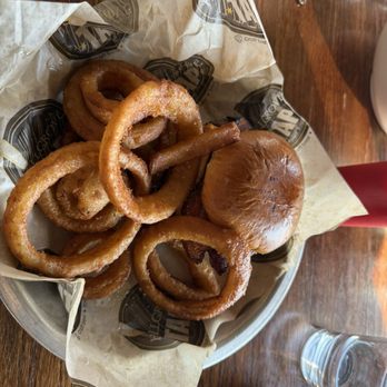Hillgrove Tap - Sports Bars Near Me - Western Springs, Illinois