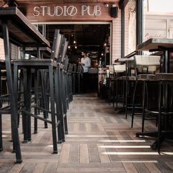 Studio Pub