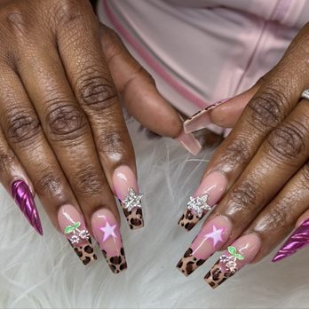 Avalon Nails - Nail Salons Near Me - Garland, Texas