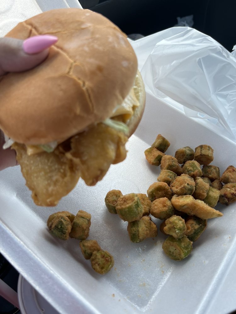 Captain D's
