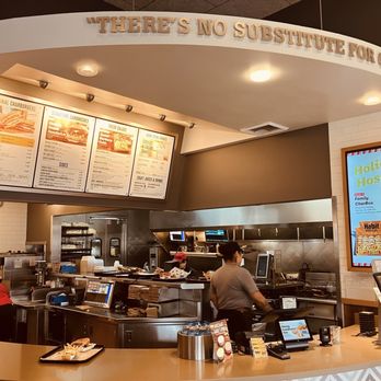Habit Burger & Grill - Burgers Near Me - Irvine, California