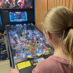 Strike & Spare Bowl - Arcade game
