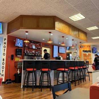 Chick-n-Fizz - Ice Cream & Frozen Yogurt Near Me - Arlington Heights, Illinois Chick-n-Fizz - Ice Cream & Frozen Yogurt Near Me - Arlington Heights, Illinois
