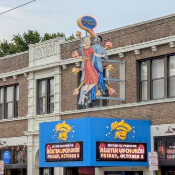 The Delmar Loop - Shopping Centers Near Me - St. Louis, Missouri