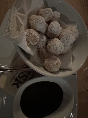 Tavolàta Fremont by null Tavolàta Fremont by null