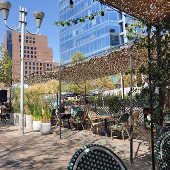 Pinpilinpausha - Beautiful outdoor seating - Spanish Near Me - Santiago, RM Pinpilinpausha - Beautiful outdoor seating - Spanish Near Me - Santiago, RM