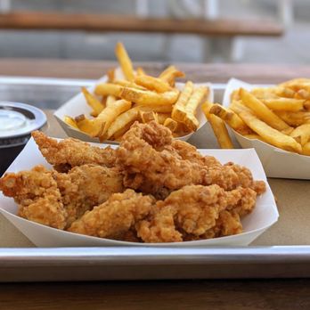 302 Wheaton - Chicken tenders. VERY dry - Burgers Near Me - Wheaton, Illinois 302 Wheaton - Chicken tenders. VERY dry - Burgers Near Me - Wheaton, Illinois