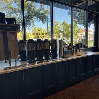 Noah's NY Bagels - Inside - Bagels Near Me - Folsom, California