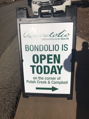 Bondolio Olive Oil by null
