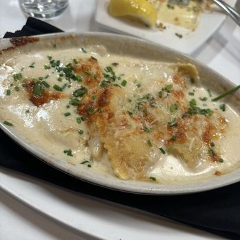 Paradiso Restaurant - Oven Baked Ravioli Mozzarella Cream Sauce - Italian Near Me - San Leandro, California Paradiso Restaurant - Oven Baked Ravioli Mozzarella Cream Sauce - Italian Near Me - San Leandro, California