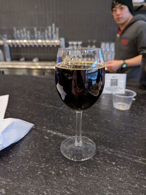 Une Année | Hubbard's Cave Brewery, Barbecue, & Pizza by null