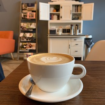 Modern Love Coffee Roasters - Vanilla latte - Coffee & Tea Near Me - Stamford, Connecticut