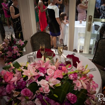Bloomies Studio - The archway flowers repurposed at the sweetheart table. - Florists Near Me - Pleasanton, California