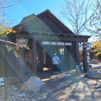 Jenny Lake Visitor Center - Visitor Centers Near Me - Moose, Wyoming