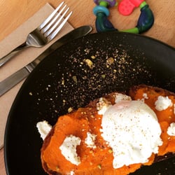 The Farm, Neutral Bay - Smashed pumpkin on toast