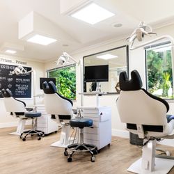 Bales & King Orthodontics - Novato Office Interior