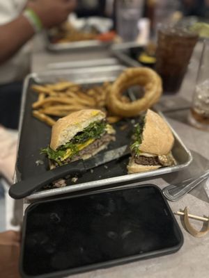 Graze Burgers by null