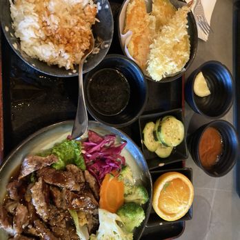 Eighty-Eight Sushi & Ramen - Beef teriyaki with tempura mix - Sushi Bars Near Me - Mountain View, California Eighty-Eight Sushi & Ramen - Beef teriyaki with tempura mix - Sushi Bars Near Me - Mountain View, California