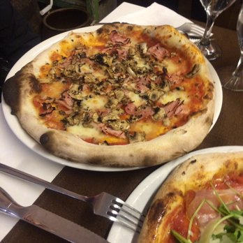 Pizzeria Giovanni - Pizza Near Me - Praha 1, Puerto Rico Pizzeria Giovanni - Pizza Near Me - Praha 1, Puerto Rico