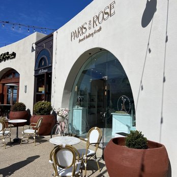 Paris En Rose - Entrance - Cafes Near Me - Del Mar, California
