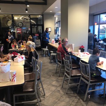 Chick-fil-A - Absolute mad house! What a cluster.... it's a mess - Fast Food Near Me - Pleasanton, California
