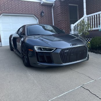 Utah Auto Gallery - Audi R8 V10 - Car Rental Near Me - Orem, Utah