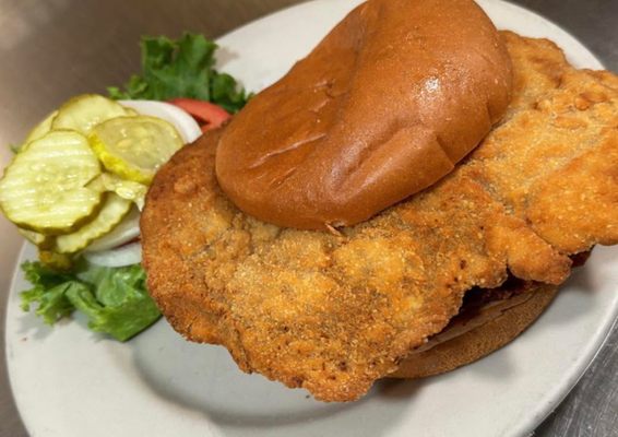 Cindy's on 34 by null