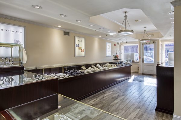 W. KODAK JEWELERS - Updated September 2024 - 119 Photos & 78 Reviews