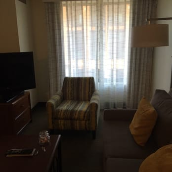 Residence Inn Boston Cambridge - Sitting area - Hotels Near Me - Cambridge, Massachusetts Residence Inn Boston Cambridge - Sitting area - Hotels Near Me - Cambridge, Massachusetts
