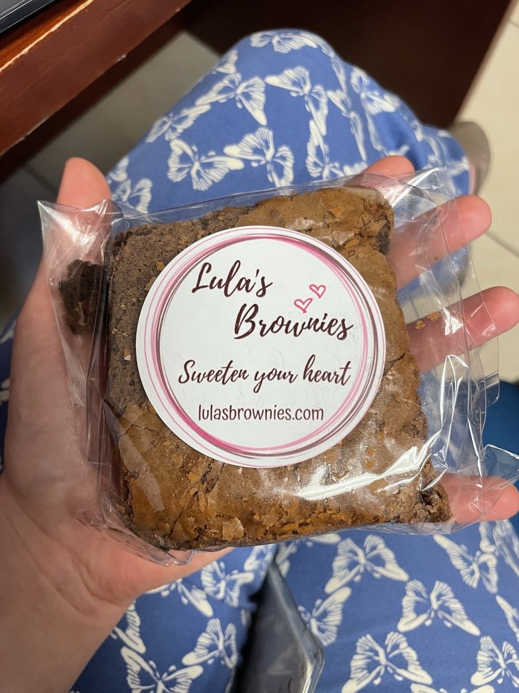 Lula's Brownies Logo