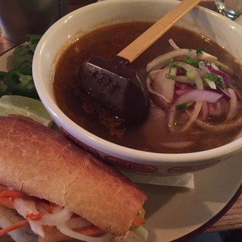 District Saigon - Half pho half banh mi brunch combination - Vietnamese Near Me - Astoria, New York District Saigon - Half pho half banh mi brunch combination - Vietnamese Near Me - Astoria, New York