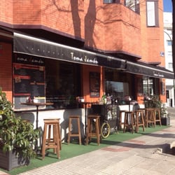 Toma Jamon - Sitting in the sun on their terrace