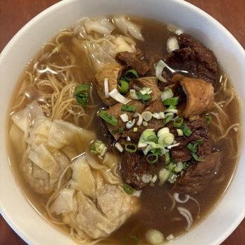 Harvest Wonton Noodle - Wonton and beef brisket noodle soup using these - Noodles Near Me - Edmonds, Washington Harvest Wonton Noodle - Wonton and beef brisket noodle soup using these - Noodles Near Me - Edmonds, Washington