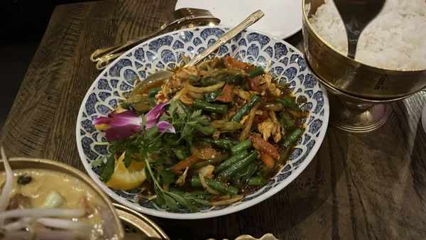 Nicky's Thai Kitchen by null
