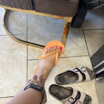Tracy's Nails & Spa - Regular pedicure and callous removal $25 - Nail Salons Near Me - Garden Grove, California Tracy's Nails & Spa - Regular pedicure and callous removal $25 - Nail Salons Near Me - Garden Grove, California