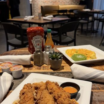 U-Bar - Chicken and Waffles and a omelette - Bars Near Me - New Orleans, Louisiana U-Bar - Chicken and Waffles and a omelette - Bars Near Me - New Orleans, Louisiana