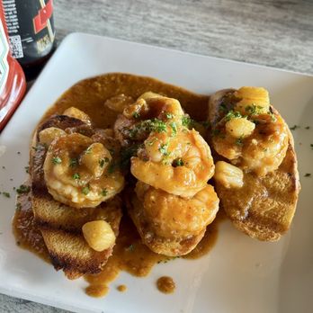 Moonstone Beach Bar & Grill - Seafood Near Me - Cambria, California