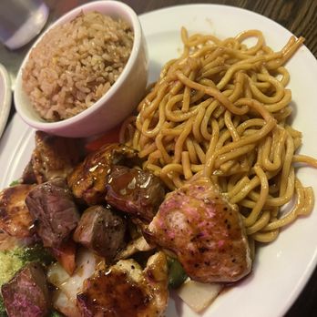 Fancy Q Sushi & Thai - Steak and chicken hibachi - Sushi Bars Near Me - Apopka, Florida